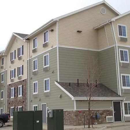 Suburban Studios Watford City 외부 사진